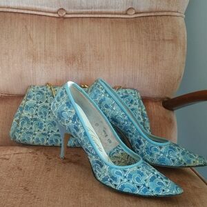 Vintage 1960s Blue Floral Heels for Formal Events